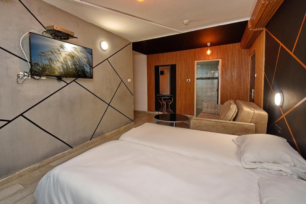 Nofim Suites Тверия Экстерьер фото